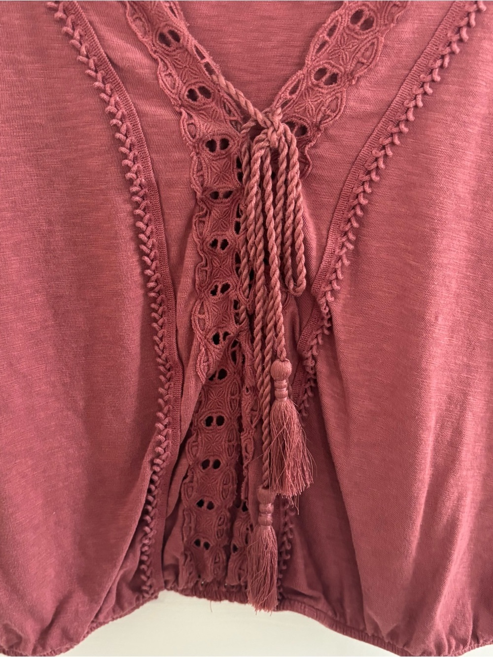 American Eagle Outfitters Long Sleeve Lace-Trim Crop Top in Wine - Picture 5 of 7